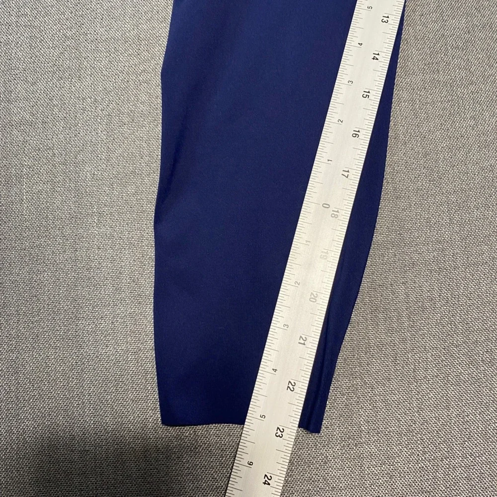 Athleta Accelerate 7/8 Tight Navy Blue Leggings‎ XL 566727-03 SU20